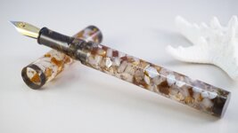 Pen 7b.jpg