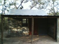 LeonsBeerBarn.jpg
