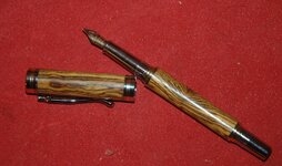 Mike Shaw's pens 002c.jpg