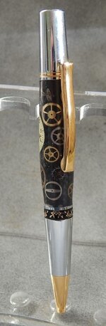 pen 10d.JPG
