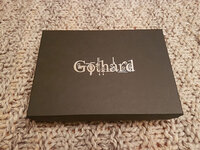 closed box.jpg