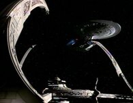 Galaxy_class_docked_at_DS9.jpg