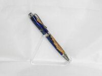 pen 25a.jpg