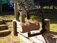 Log holding frame 024_(1)_(1).jpg