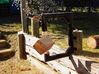 Log holding frame 025_(1)_(1).jpg