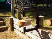 Log holding frame 027_(1)_(1).jpg