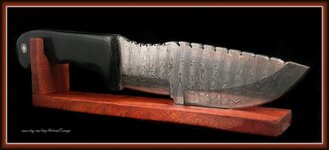 Hunter Tracker 1F+.jpg