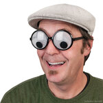 GooglyEyesGlassesGUY.jpg