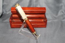 pen2.jpg
