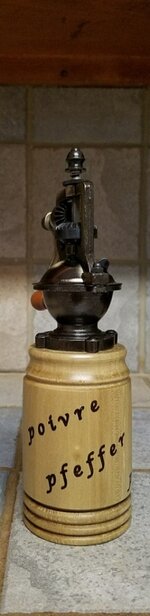 Peppergrinder3 (250x1024).jpg