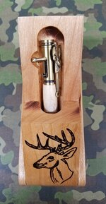 Deer Head Pen box2.jpg