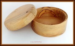 Ambrosia Maple Lidded Box v2(F+).jpg