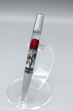 Elegant-Sierra_Stained-Glass-Rose_web.jpg