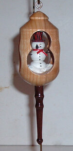 s_ornament.jpg