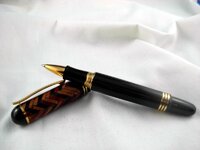 Pen 168 - 2.jpg