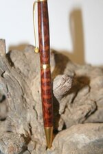 pens 022.jpg