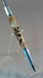 judys_rose-pen.jpg