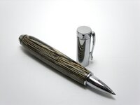 pen008_03 - small.jpg