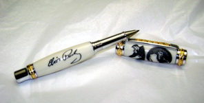 Elvis1.png Elvis1.png