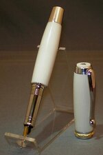 pens 015.jpg