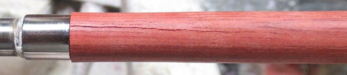 039_cracks.jpg