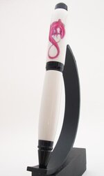 lizard on pipe 004.jpg