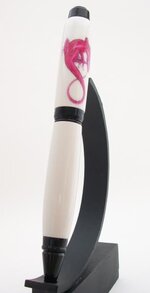 lizard on pipe 011.jpg