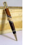 Metal seg pen 2.JPG