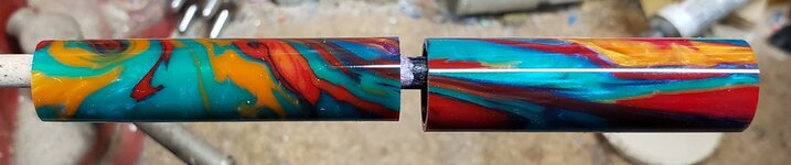 071.jpg