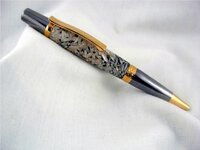 Pen 253.jpg