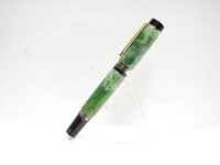 2010jadepen2.jpg