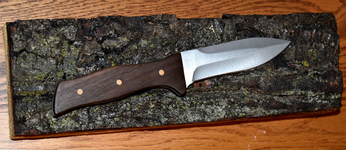 Drop Point Walnut Knife aa.png