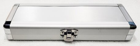 092_case.jpg