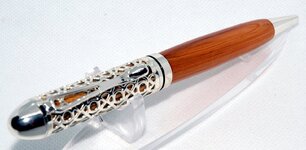 pen2.jpg