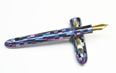 Unicorn Matrix Fountain Pen_03.JPG