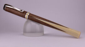 PoolCue1.jpg