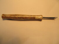 IMG_1868.JPG seam ripper.jpg