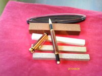 Pens2 002.jpg