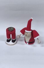 Santa German Smoking Figure3.jpg