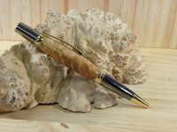 Aussie Siera Exec - Tassie Eucalypt Burledt.JPG