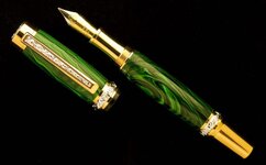 Malachite on Cambridge Fountain Pen_1.jpg