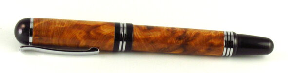 3-Thuya_Burl_Churchill.JPG