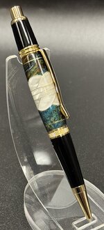 pen 1a.jpg