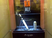 ali pen2.jpg