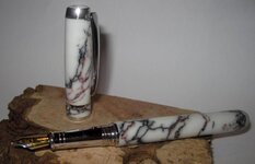 1_tribute_pen_open_finished.jpg