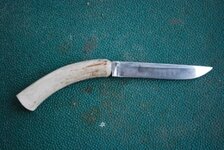 knife1.jpg