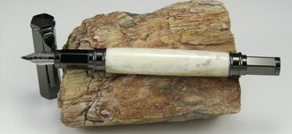 VER06001 CAP OFF.jpg