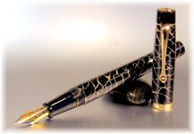 Regal II LE Gold cracked ice fountain pen.jpg