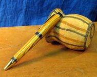 pens 140-2.jpg