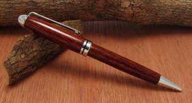 pens 014.jpg